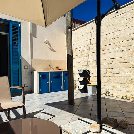 Veranda Sul Mare Di * Donnalucata (Sicily)